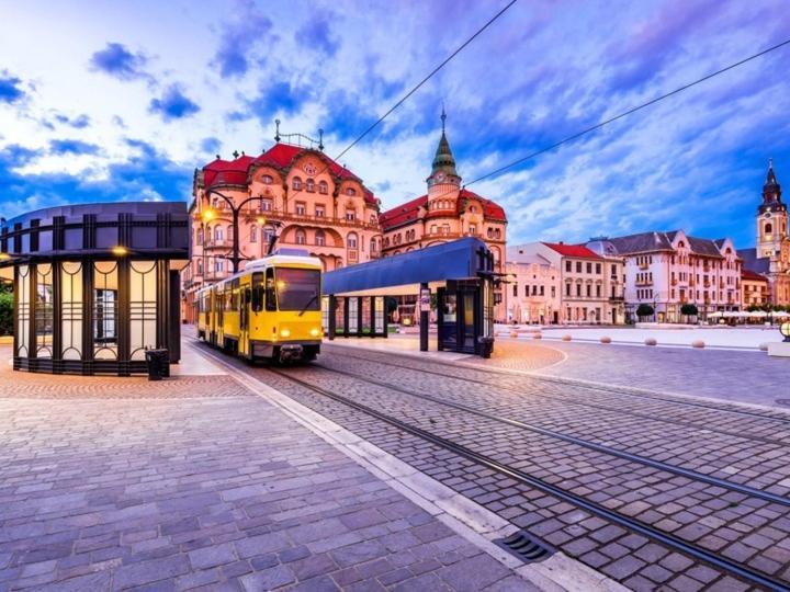 Flux Studios Apart 2 Oradea Εξωτερικό φωτογραφία